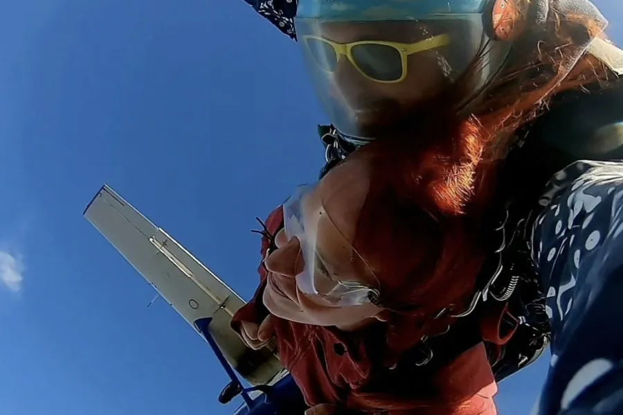 Kenna Burt skydiving