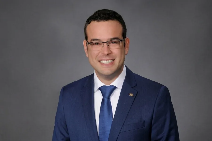 Dr. Phillipe Abreu